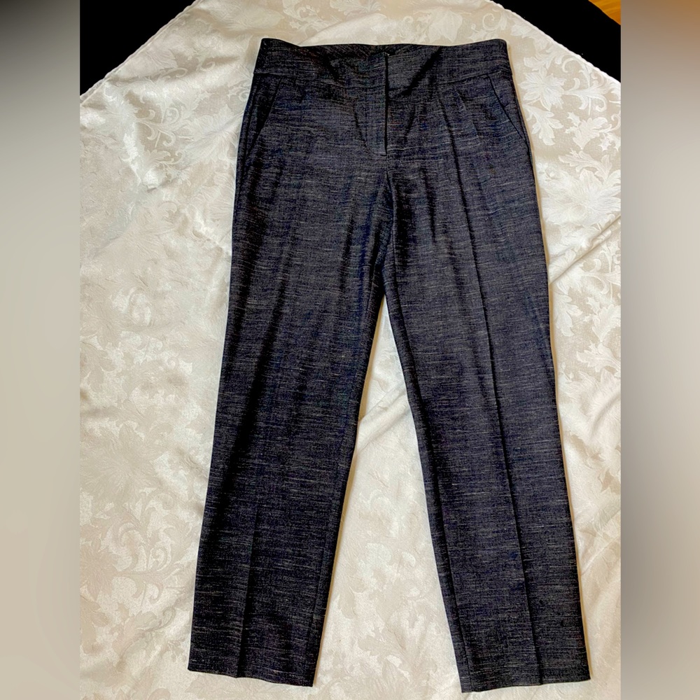 LOFT “Marisa” cropped pants Navy Size 6 perfect condition